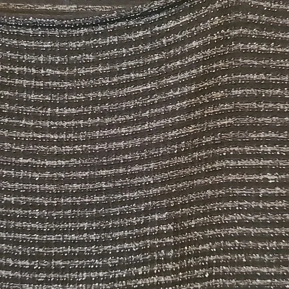 Joseph Ribkoff Black/Silver Sleeveless U Neck Top Womens Sz 18 - Picture 3 of 9